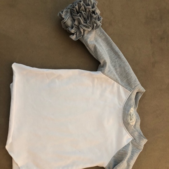 Pearls and Piggytails - Picture 1 of 1